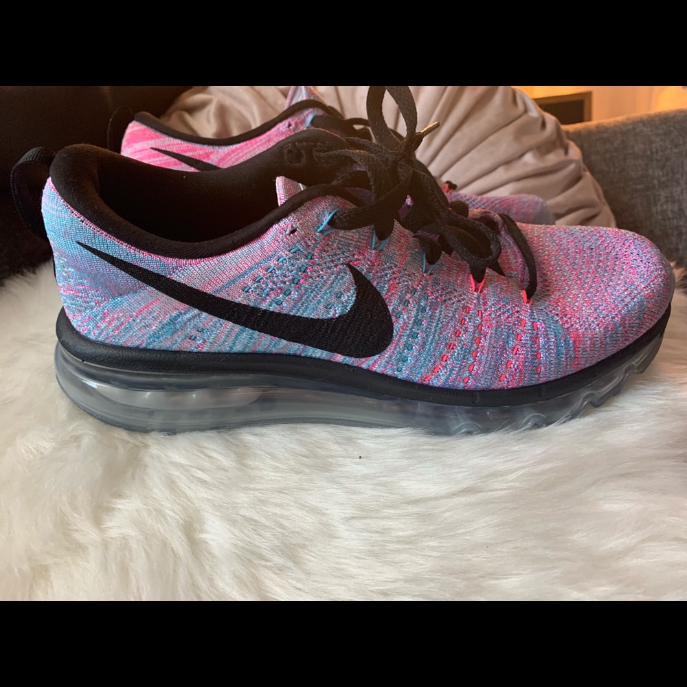 Nike flyknit max